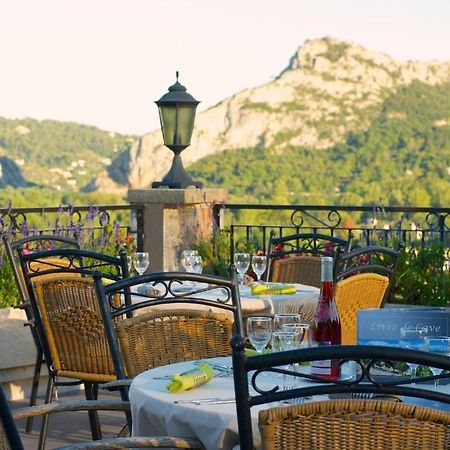 Logis Hotel Restaurant La Porte Des Cevennes 앙뒤즈 외부 사진